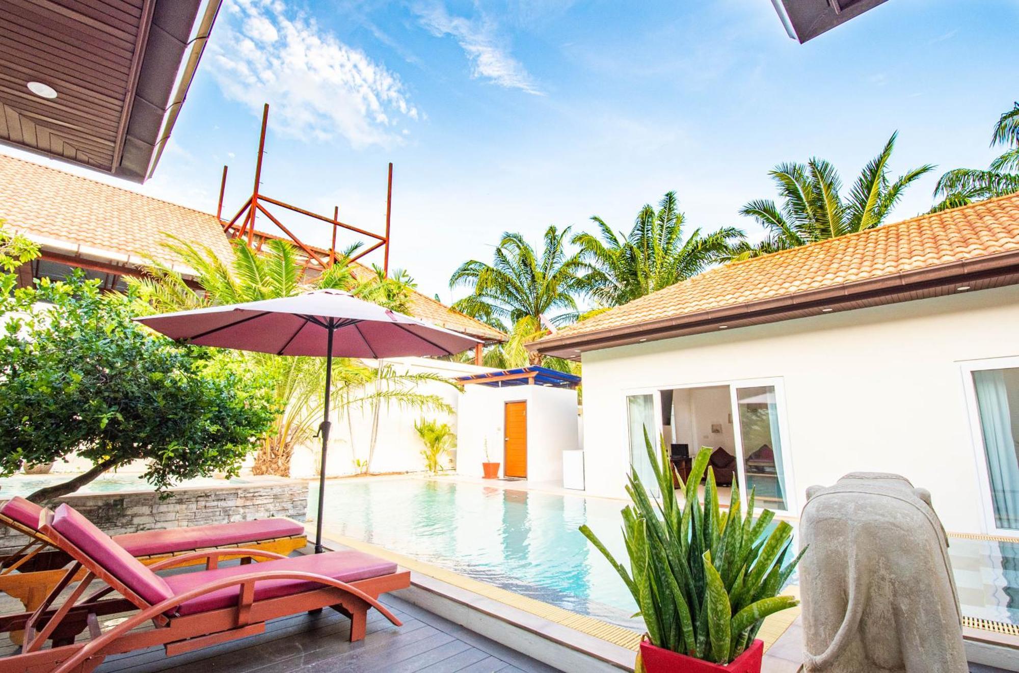 Villa Seaside 2 Pools,beach@50m