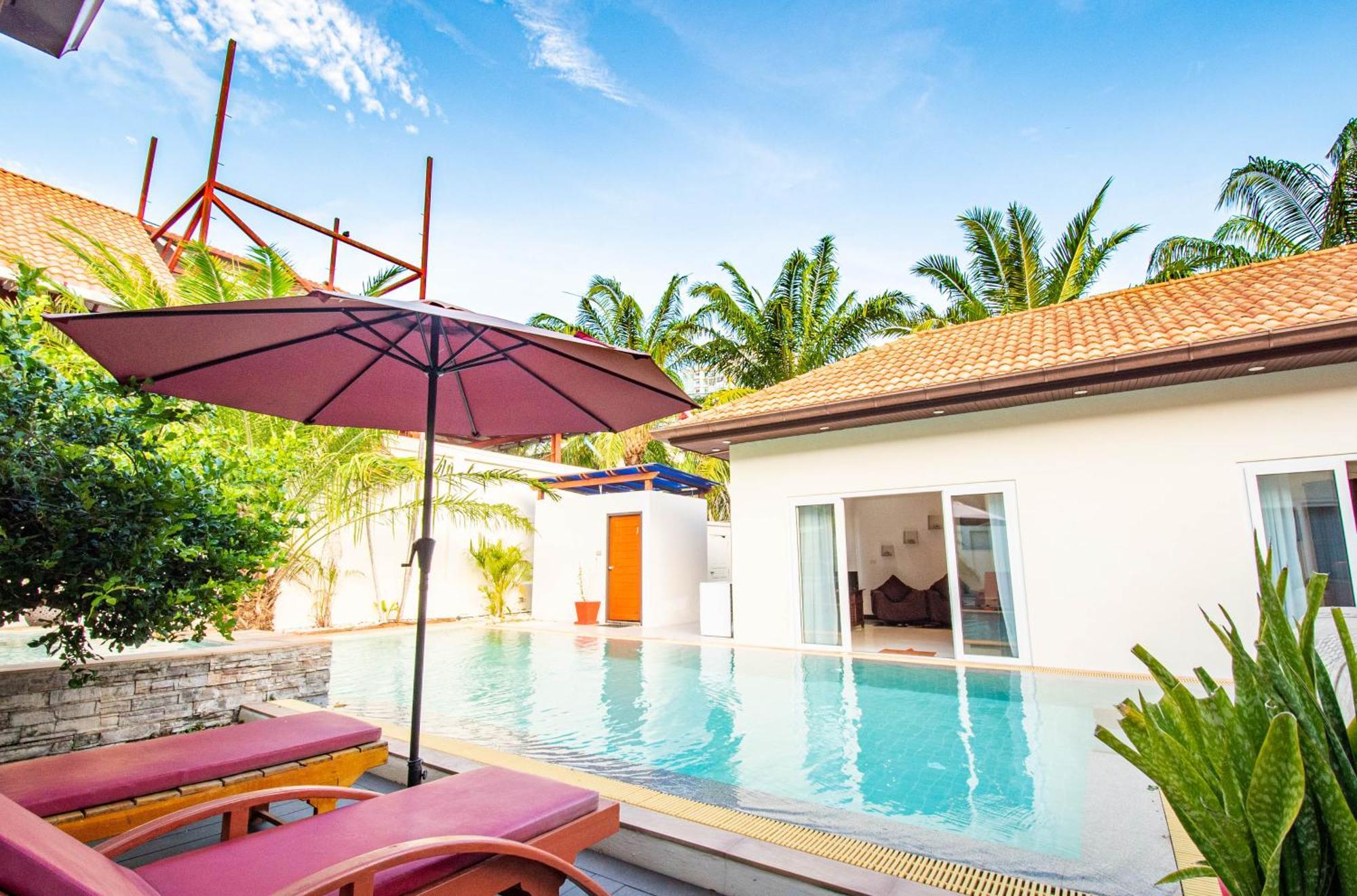 Seaside 2 Pools,beach@50m * Pattaya